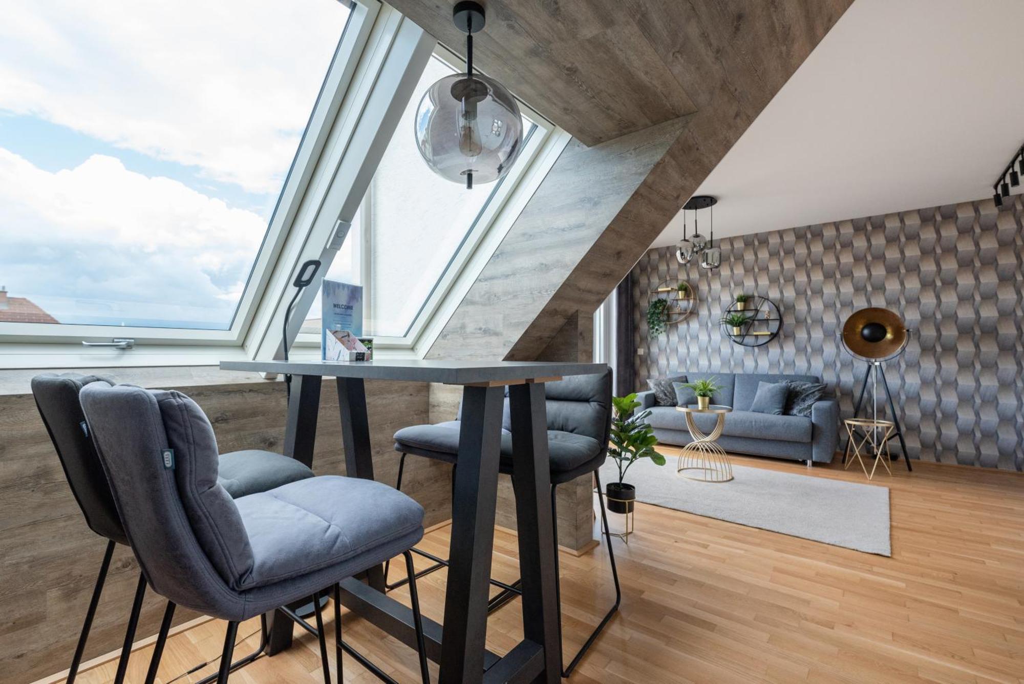 Luxurious Living With Beautiful Terrace Daire Viyana Dış mekan fotoğraf